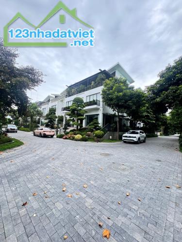 Biệt Thự Khai Sơn Long Biên 129 tỷ 325m lô góc 3 Mặt tiền - 2