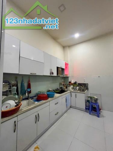 NHÀ ĐẸP NGUYỄN DUY DƯƠNG – QUẬN 10 | 56M² | 3PN | 8.5 T.Ỷ - 4