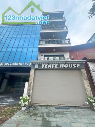 Phúc Lợi 30 tỷ 100m mặt tiền 5m,thang máy, vỉa hè kinh doanh sầm uất