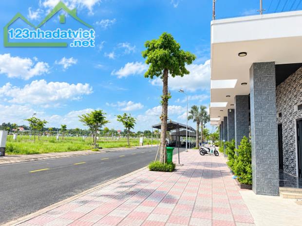 Cần bán gấp lô đất ở TP.HCM mới sổ sẵn công chứng liền