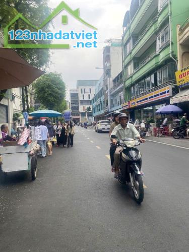 Bán nhà – Đào Duy Từ, Quận 10 – 32 tỷ - 1