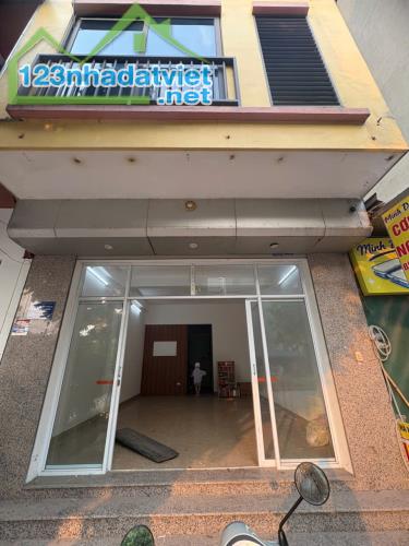 Chính chủ cho thuê nhà mặt phố 60m2 x 6 tầng gần cổng siêu thị Aeon Mall Hà Đông - 1