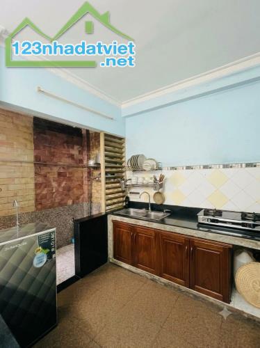 Ngang 4m × 17m, mặt tiền ngay cạnh Nguyễn Sơn, nhà 4 tầng giá 9,5 tỷ - 4