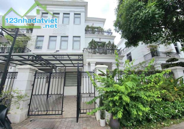 Khu Biệt Thự Riverside Long Biên 67 tỷ 180m, Long Biên