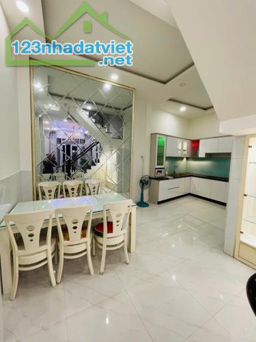 NHÀ MỚI HỒNG BÀNG – QUẬN 6 | 43,4M² | 4PN | 6.7 T.Ỷ - 3