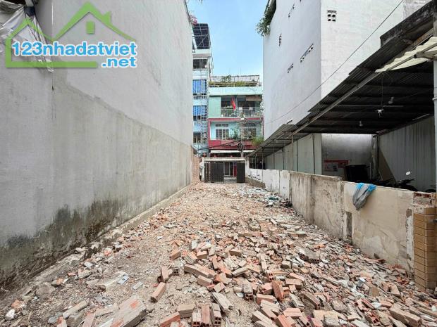 Đất mặt tiền kênh TX24, gần 90m2, vuông vức, hẻm ô tô, shr
