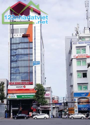 Cho thuê mặt tiền đại lộ hòa bình cần thơ tầng g ngang 10m giá 180 triệu