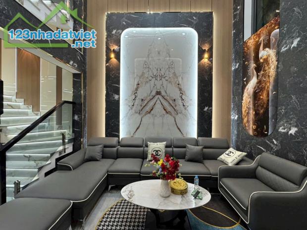 🔥🔥 **CĂN GÓC 2 MẶT TIỀN TX38 – VIEW SÔNG VÀM THUẬT – FULL NỘI THẤT – CHỈ 7.9 TỶ!** 🔥 - 1