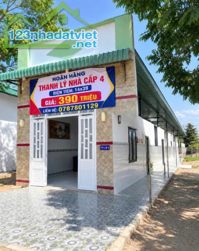 Ngân hàng thanh lý ngôi nhà cấp 4 và miếng đất