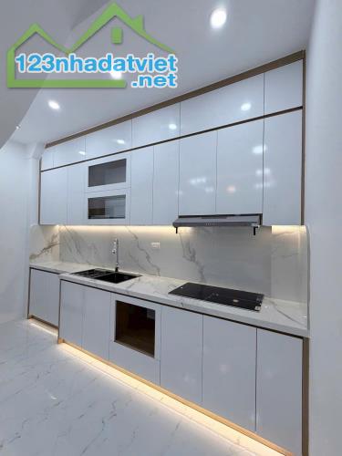 Nhà Thanh Xuân-VF3 đỗ cửa- vài bước ta vành đai 2.5 -Nhà 2 mặt ngõ - tặng hết nội thất-