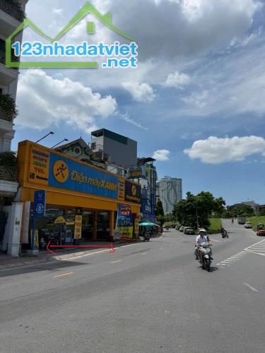 Mặt phố kinh doanh Ngọc Thụy 33 tỷ 100m Long Biên