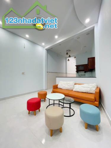 NHÀ CẤP 4 NGANG 4,6M – XE HƠI NGỦ TRONG NHÀ – GIÁ CHỈ 4,35 TỶ - 2