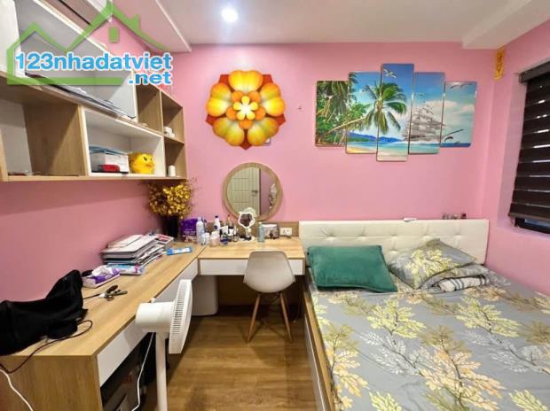 Bán Chung Cư Nguyễn Văn Cừ, Long Biên 68m2, chỉ 4,65 tỷ (Cần Gấp) - 1
