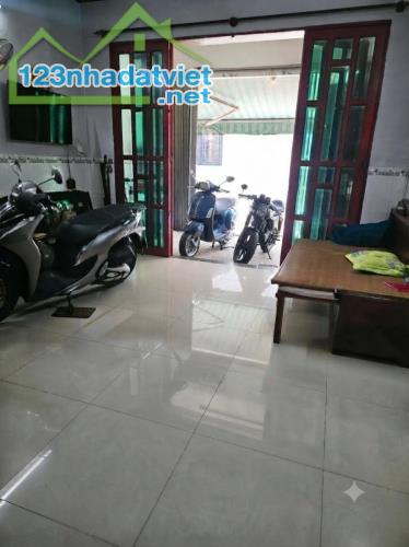 Nhà mặt tiền Lê Lăng – ngang 4,2m nở hậu 5,9m, 5,9 tỷ