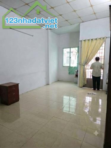 Nhà mặt tiền Lê Lăng – ngang 4,2m nở hậu 5,9m, 5,9 tỷ - 1