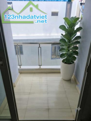 Nhà mặt tiền Lê Lăng – ngang 4,2m nở hậu 5,9m, 5,9 tỷ - 3