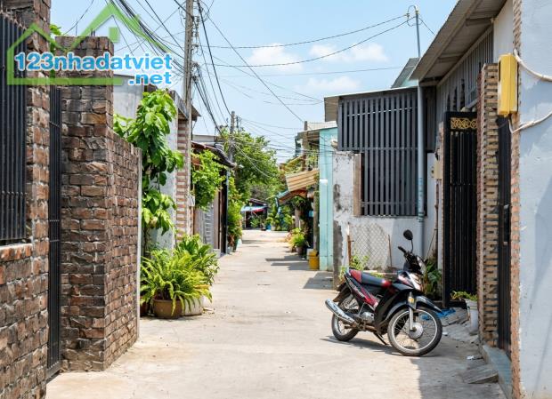 O3103* 💗💖 BÁN ĐẤT TẶNG NHÀ sát VẠN PHÚC CITY, 11.x TỶ - 2