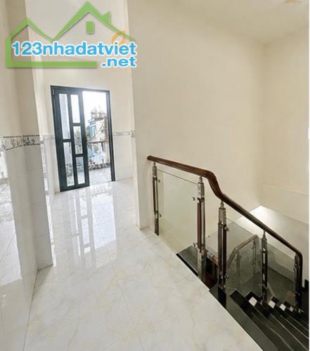 NHÀ 4PN - HẺM Ô TÔ - HBP THỦ ĐỨC - ĐÃ HOÀN CÔNG - CHỈ 5.4 TỶ - 2