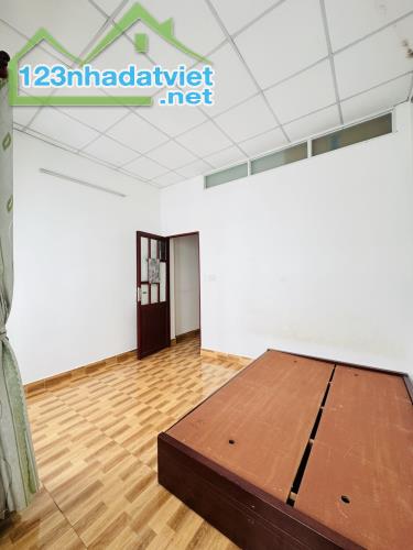 Vị trí đắc địa Tân Sơn Nhì gần hẻm ô tô, khu VIP Tân Phú, dân cư ổn định 42m, 4.X tỷ. HIẾM - 2