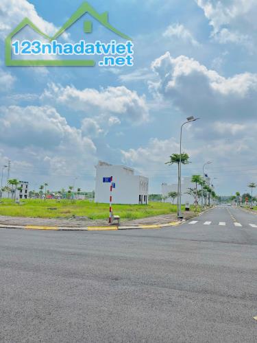 Cần bán nhanh lô đất ngay đối diện KCN Tân Bình, Sổ sẵn 279tr sở hữu