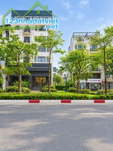 Mặt phố Cổ Linh 33 tỷ 75m mặt tiền 7m,kinh doanh đỉnh Long Biên