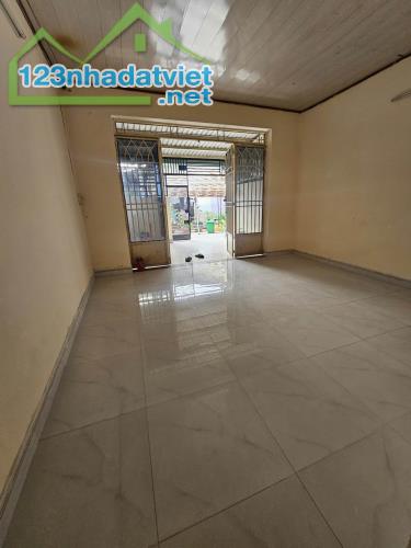 Bán nhanh nhà cấp 4 ngang 4 dài 14 cực vuông vắn