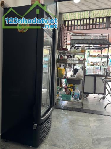 cần sang gấp mặt bằng vị trí siêu đẹp - 3
