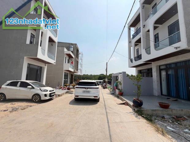 Đất cần bán gấp tại Bình Dương - 2