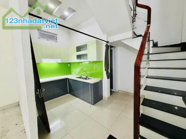 NHÀ LÊ VĂN SỸ Q3 - LÔ GÓC THOÁNG SÁNG - 50m2 (4.6×11) - 4 PN MASTER - 3