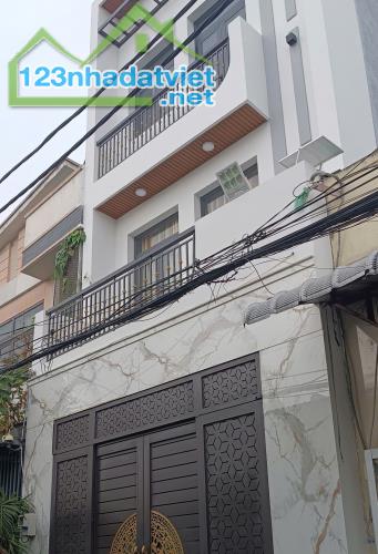 Nhà mới xây 3 tầng, hẻm 6m thông, cạnh Celadon, 6.5 tỷ