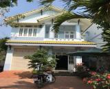 Bán nhà 2 tầng mái thái kiên cố nằm sát phố cổ Hội An giá rẻ,tặng full nội thất cao cấp