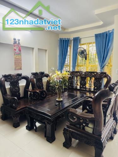 💥💥💥SÁT MẶT TIỀN-NGAY CHỢ PHẠM VĂN BẠCH-2 TẦNG BTCT-DT 5.4Mx18M-Ô TÔ ĐỖ CỬA - 2