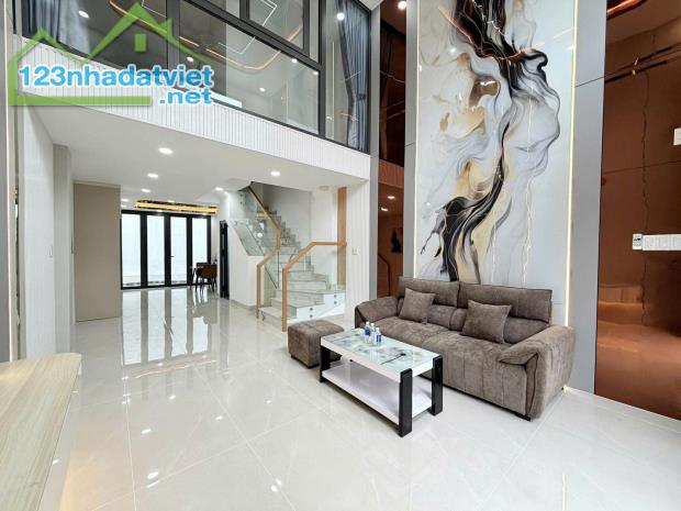NHÀ LÊ QUANG ĐỊNH XÂY MỚI 100% - SÂN ĐẬU ĐƯỢC 10 OTO - 10.5 TỶ - 1