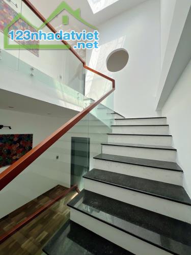Nhà 4 tầng gần Nguyễn Duy Trinh – Dt 73.8m² – HXH 5m – full nội thất - 5