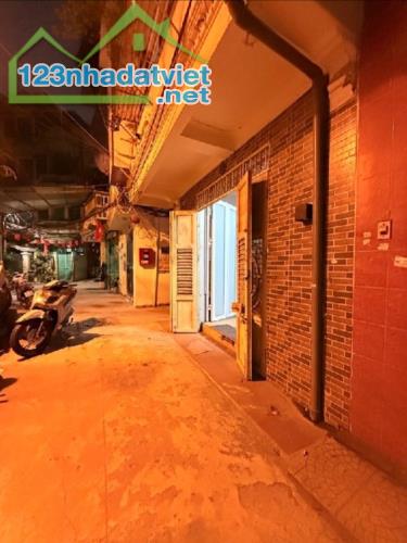 BÁN NHÀ TRẠI CÁ, DT 20/30M², 4 TẦNG, MẶT TIỀN 4M, CẦN BÁN GẤP. - 1