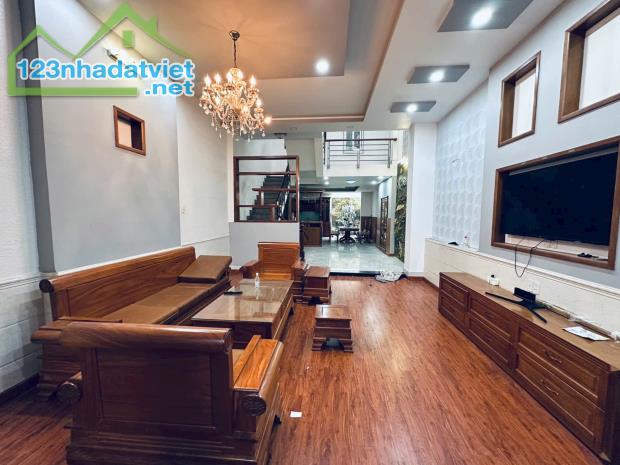 Bán nhà mặt tiền 215 Trần Bá Giao, P.5, Gò Vấp: 5 x 24, giá 18 tỷ. - 1