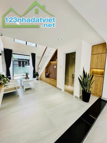 NHÀ MỚI THỐNG NHẤT -5 TẦNG 2 MẶT HẺM - 61M² (4×15) - OTO NGỦ TRONG NHÀ - 4