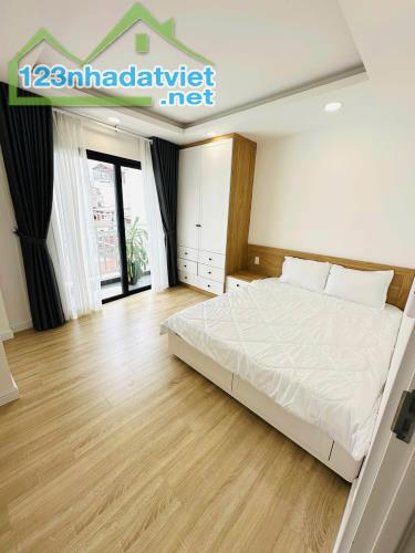 NHÀ MỚI THỐNG NHẤT -5 TẦNG 2 MẶT HẺM - 61M² (4×15) - OTO NGỦ TRONG NHÀ
