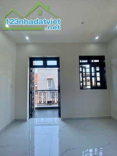 NHÀ ĐẸP - 2 TẦNG - BÌNH TRƯNG - HXT - HƠN 9 TỶ CÒN TL - 3