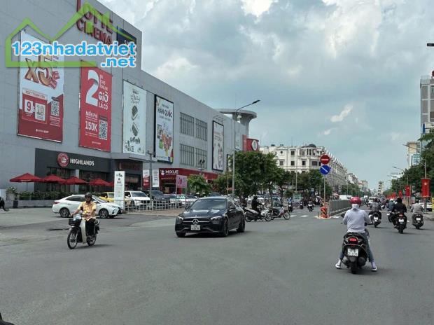 Bán nhà đẹp hẻm xe hơi Nguyễn Văn Lượng, Gò Vấp, Smarthome, 43M², 4PN, 9.45 tỷ TL