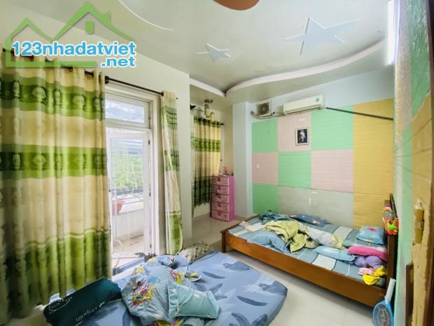 Nhà MT Trần Thị Điệu, Phước Long B – Dt 97m² (4.6×21m) x 3 tầng – giá 9.x tỷ - 4