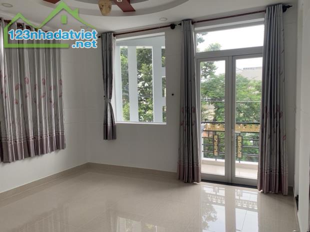 Lô góc 2MT Đường 39, Bình Trưng Tây – Dt 95m² (5.5×17.5m) x 4 tầng - 3
