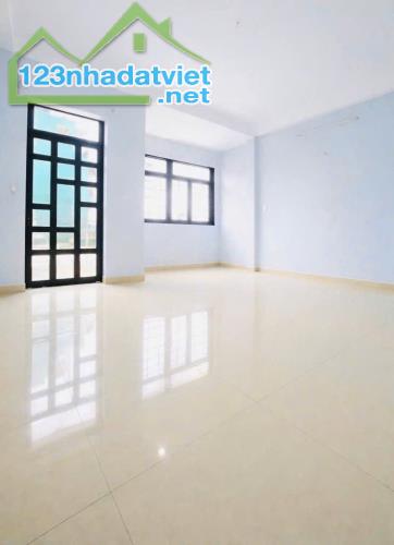 Bán nhà 4 tầng, 4x12, hẻm xe hơi 6m thông, đường Chiến Lược, giá nhỉnh 5 tỷ ( TL 9 chủ ) - 2