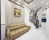 Bán Nhà Việt Hưng, Long Biên 32m2, 5T giá 7,1 tỷ (ô tô đỗ gần nhà)