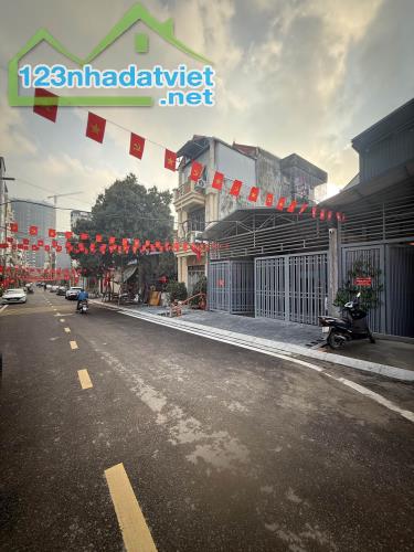 CHỈ 7.4 TỶ - ĐẤT VÀNG PHÚ THƯỢNG - MẶT TIỀN RỘNG XÂY NHÀ CỰC THOÁNG
