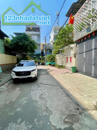 NHÀ 3 TẦNG NGAY EMART - PHAN HUY ÍCH - 85M2 - 4.5*19 - HẺM XE HƠI TRÁNH  - GIÁ 11TỶ