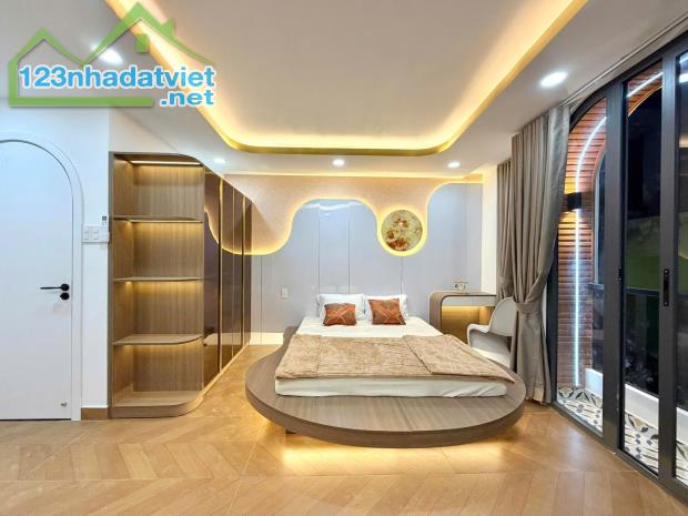 NHÀ MỚI 5 TẦNG LÝ THƯỜNG KIỆT NGAY CHỢ GÒ VẤP - Ô TÔ TỚI NHÀ - 9.3 TỶ - 2