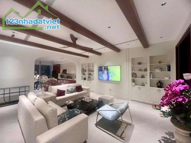 Bán biệt thự LK 5 tầng khu đô thị Việt Hưng Long Biên , view vườn hoa - 1