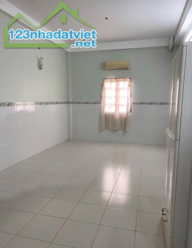 Bán nhà quận 8. Diện tích 221,5m2. Kết cấu 5 tầng BTCT 5PN 5WC. - 4