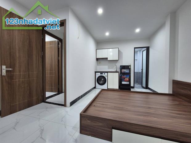Tòa CCMN Bạch Mai chỉ 10m ra phố, 67m2 có 10 căn hộ, giá 24.5 tỷ có TL, 0985868893 - 1